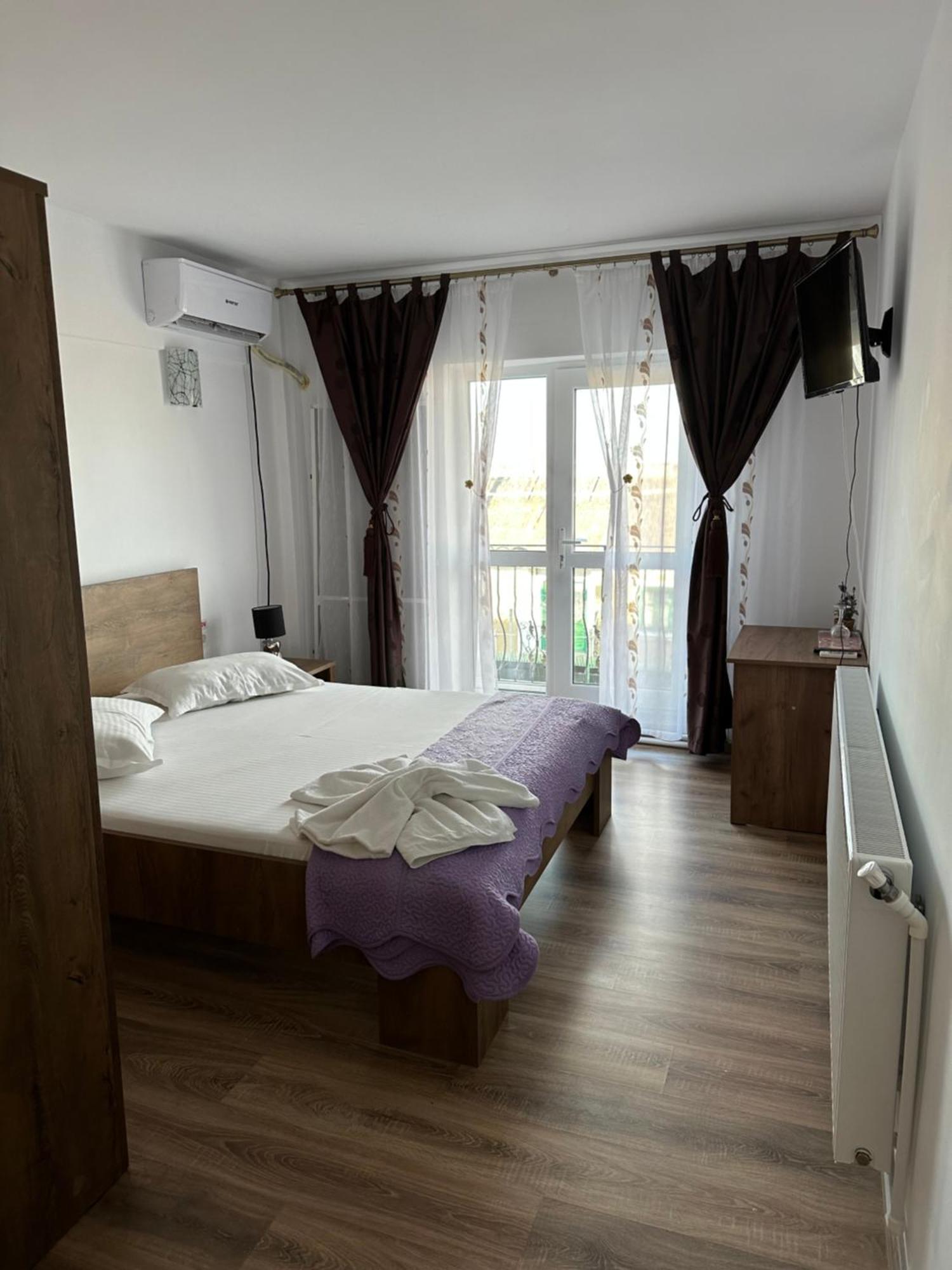 Hotel Agropensiuea Casa Uncu Murighiol Esterno foto